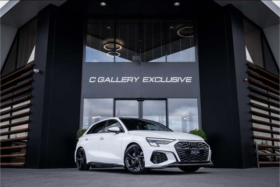 Audi S3 Sportback 2.0 TFSI quattro - Panorama | ACC | Stoelverwarming