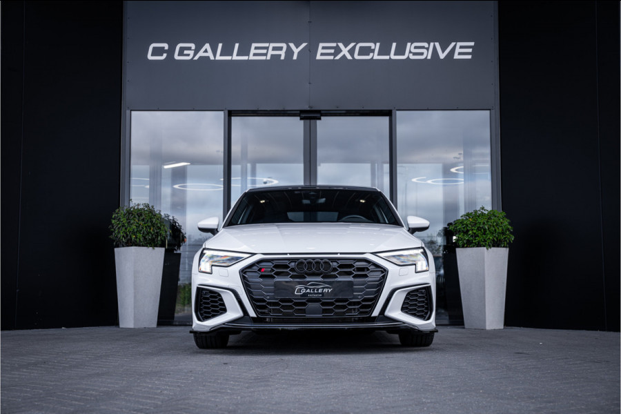 Audi S3 Sportback 2.0 TFSI quattro - Panorama | ACC | Stoelverwarming