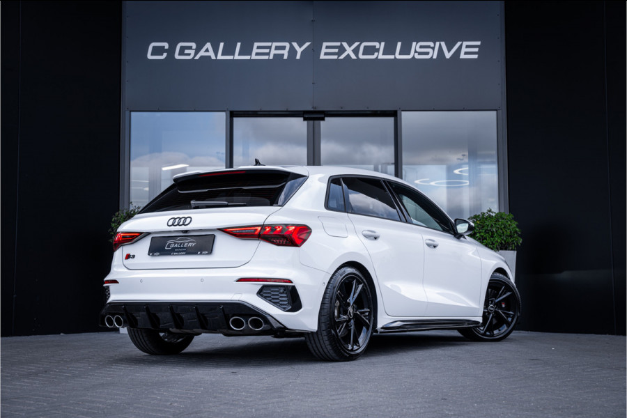Audi S3 Sportback 2.0 TFSI quattro - Panorama | ACC | Stoelverwarming