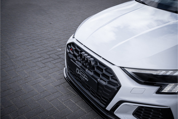 Audi S3 Sportback 2.0 TFSI quattro - Panorama | ACC | Stoelverwarming