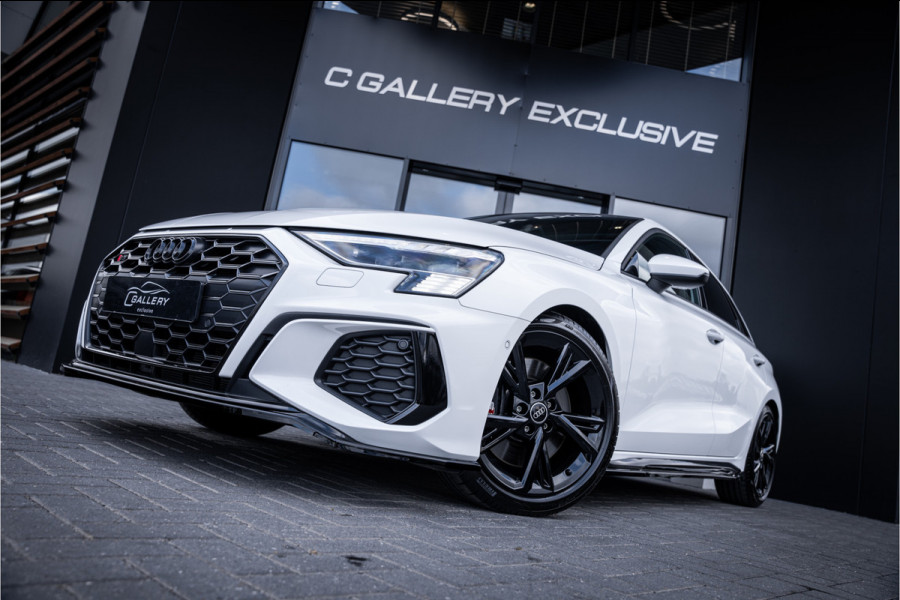 Audi S3 Sportback 2.0 TFSI quattro - Panorama | ACC | Stoelverwarming