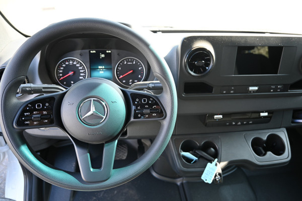 Mercedes-Benz Sprinter 519 CDI DC L3 Open laadbak Lier/kraan, Geveerde stoel, MBUX navigatie