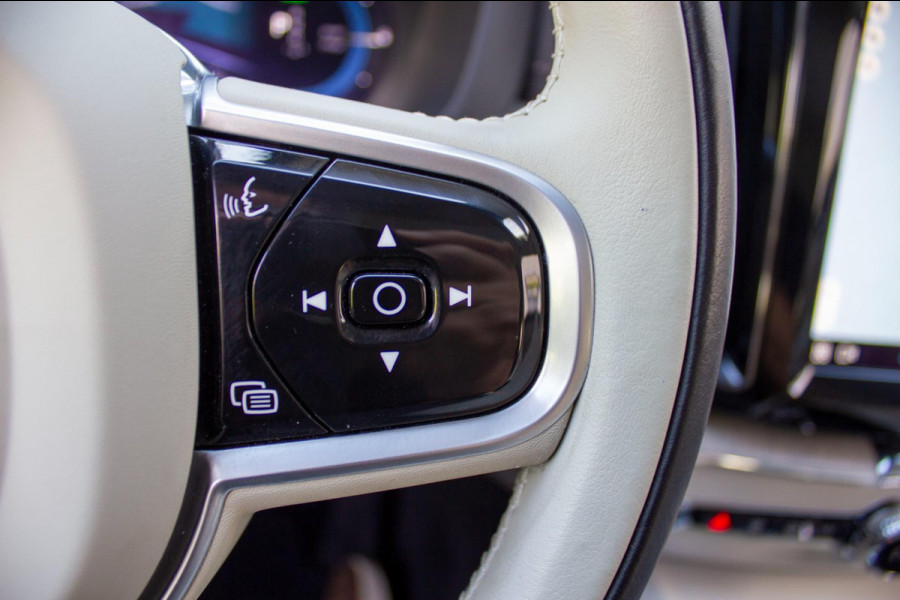 Volvo XC60 2.0 T6 Plug-in hybrid AWD Inscription|Prijs rijklaar incl. 12 mnd garantie | LMV PDC Panodak Camera