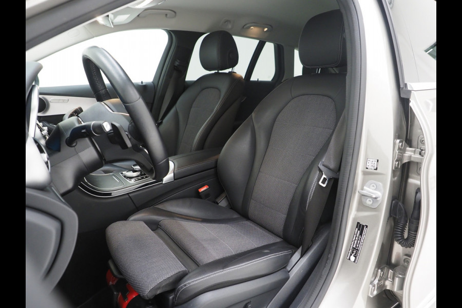 Mercedes-Benz C-Klasse Estate 300 e 320PK | Virtual | Camera | Stoelverwarming | LED | Carplay | Trekhaak