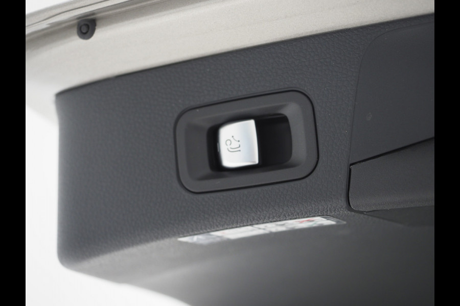 Mercedes-Benz C-Klasse Estate 300 e 320PK | Virtual | Camera | Stoelverwarming | LED | Carplay | Trekhaak