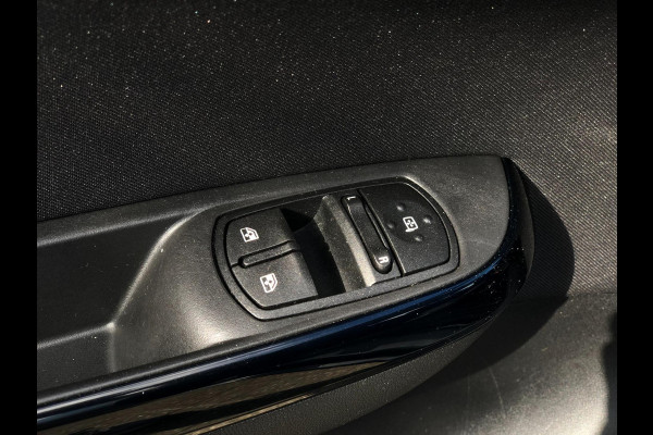 Opel Corsa 1.0 Turbo Online Edition | Navi, Cruise, Carplay/android, Stoel+Stuurverw, DAB| NAP | 1e Eigenaar |
