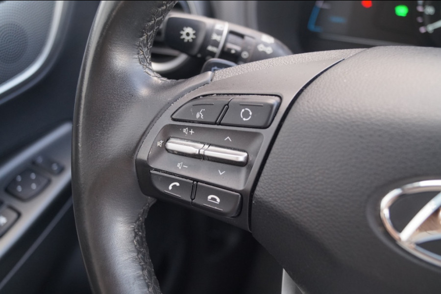 Hyundai Kona EV Comfort 64kWh -3FASE-NAVI-ECC-CAM-