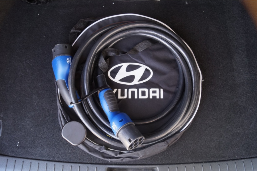 Hyundai Kona EV Comfort 64kWh -3FASE-NAVI-ECC-CAM-