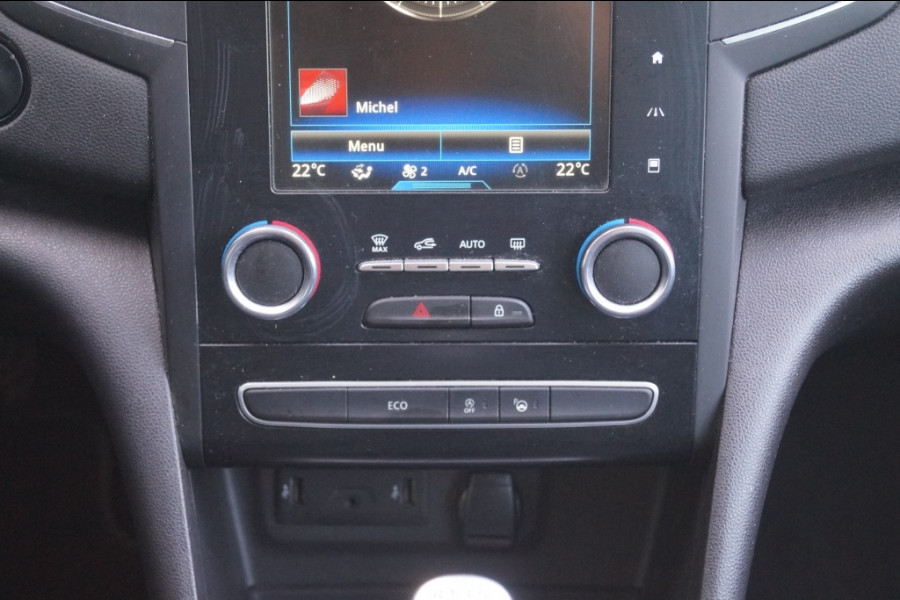 Renault Mégane Estate 1.3 TCe Bose -NAVI-ECC-PDC-CAM-