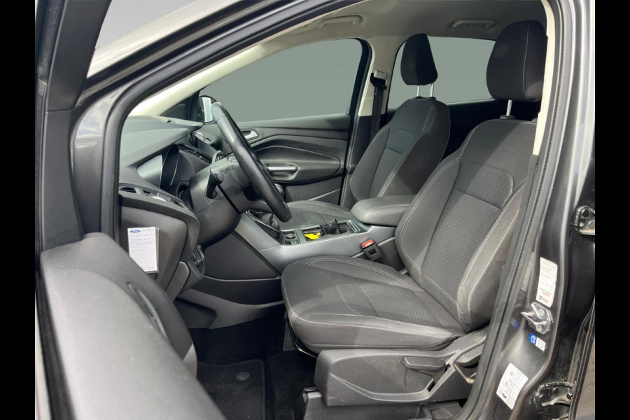 Ford Kuga 1.5 Titanium Styling Pack | 120PK | navigatie | trekhaak