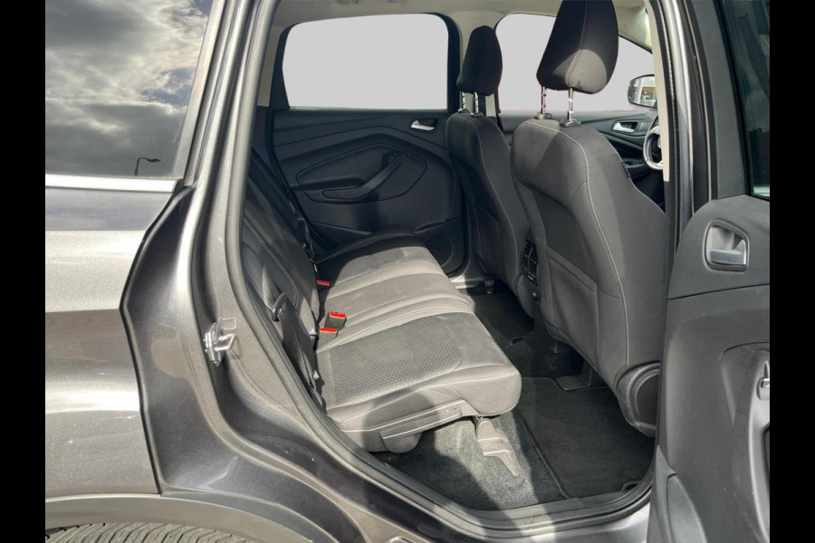 Ford Kuga 1.5 Titanium Styling Pack | 120PK | navigatie | trekhaak