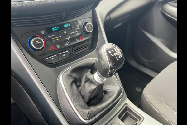 Ford Kuga 1.5 Titanium Styling Pack | 120PK | navigatie | trekhaak