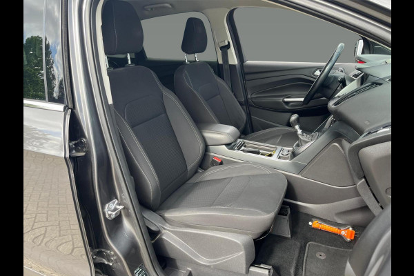 Ford Kuga 1.5 Titanium Styling Pack | 120PK | navigatie | trekhaak