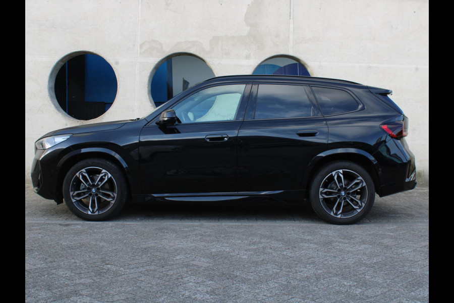 BMW X1 sDrive18i | M-SPORTPAKKET | LEDEREN BEKLEDING |