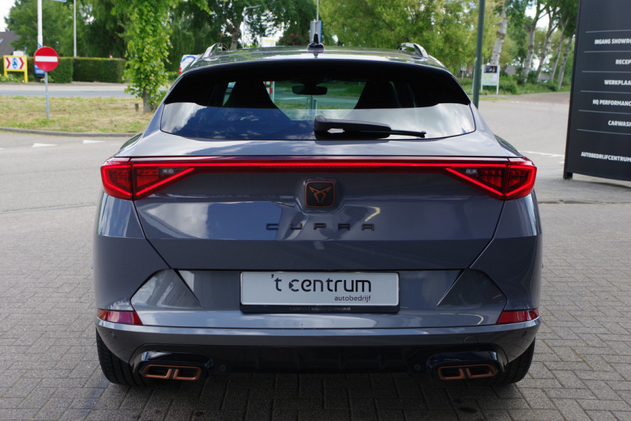 CUPRA Formentor 1.4 e-Hybrid 245 PK VZ Performance PHEV, Kuipstoelen, Groot-Navigatie, Camera, Winterpakket