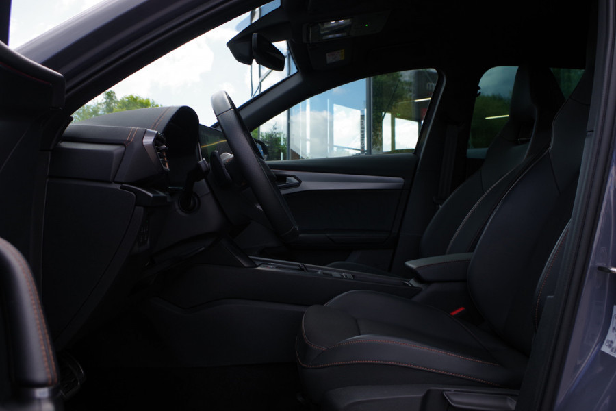 CUPRA Formentor 1.4 e-Hybrid 245 PK VZ Performance PHEV, Kuipstoelen, Groot-Navigatie, Camera, Winterpakket