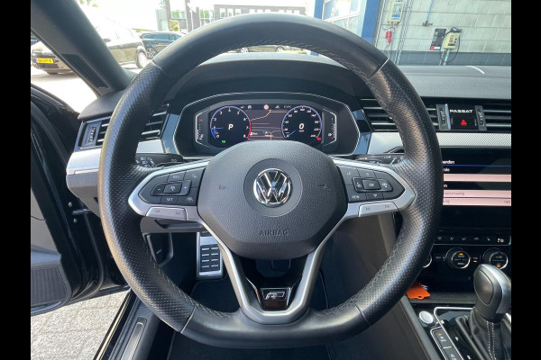 Volkswagen Passat Variant 1.5 TSI Elegance R-line | Org. NL auto | full options.