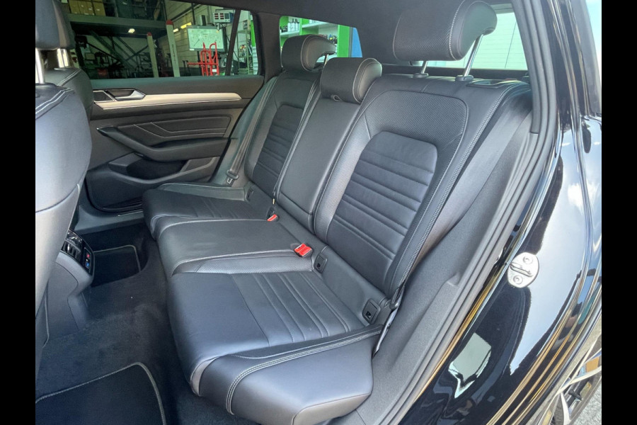 Volkswagen Passat Variant 1.5 TSI Elegance R-line | Org. NL auto | full options.