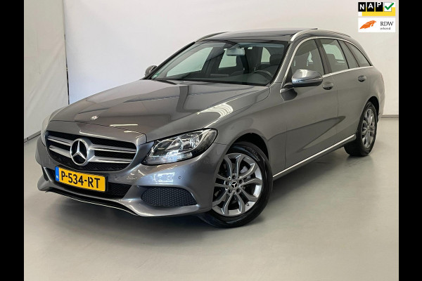 Mercedes-Benz C-Klasse Estate 180 / Pano / Stoelverwarming / Leder / Trekhaak