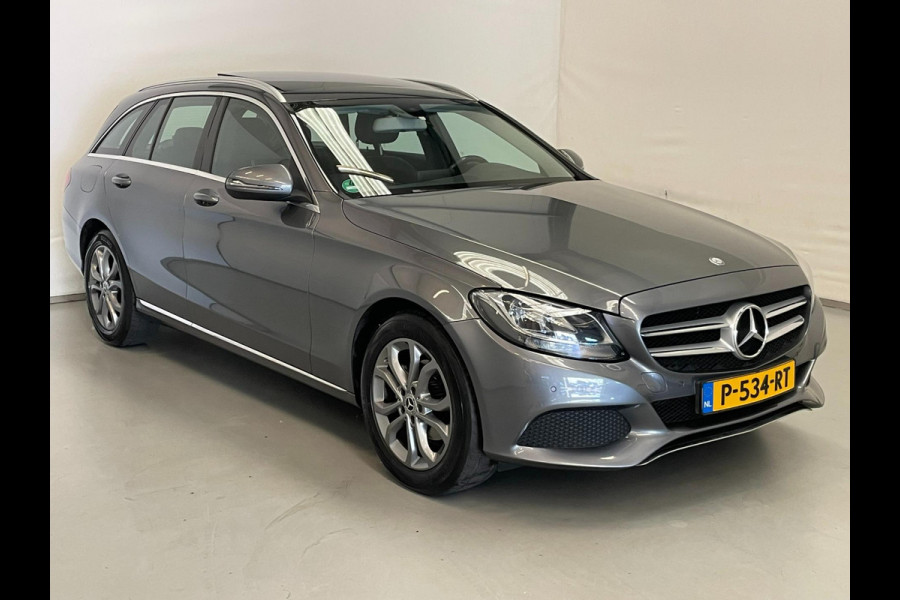 Mercedes-Benz C-Klasse Estate 180 / Pano / Stoelverwarming / Leder / Trekhaak