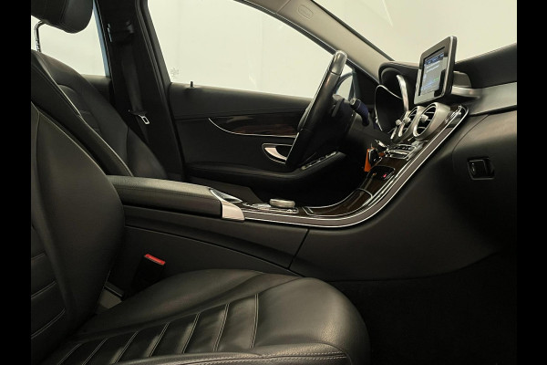 Mercedes-Benz C-Klasse Estate 180 / Pano / Stoelverwarming / Leder / Trekhaak
