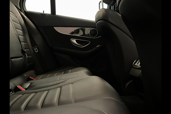 Mercedes-Benz C-Klasse Estate 180 / Pano / Stoelverwarming / Leder / Trekhaak