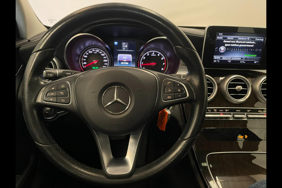 Mercedes-Benz C-Klasse Estate 180 / Pano / Stoelverwarming / Leder / Trekhaak