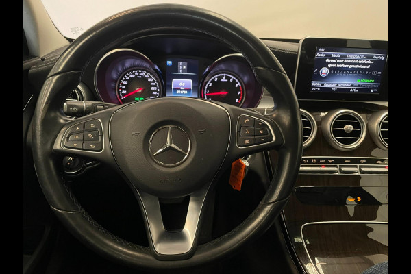 Mercedes-Benz C-Klasse Estate 180 / Pano / Stoelverwarming / Leder / Trekhaak