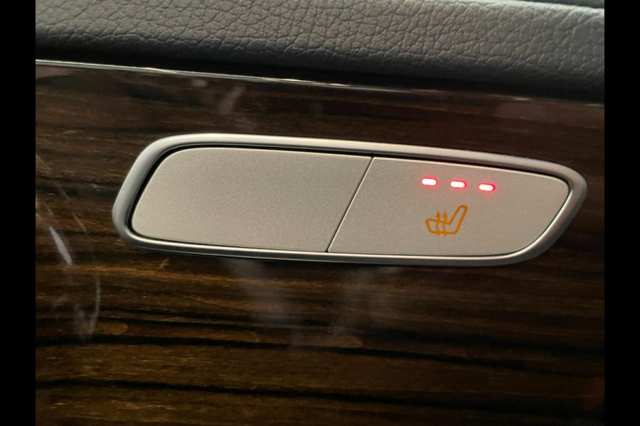 Mercedes-Benz C-Klasse Estate 180 / Pano / Stoelverwarming / Leder / Trekhaak