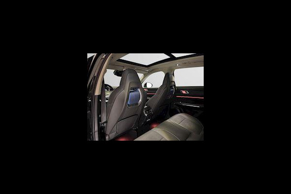 Lynk & Co RS Shadow Edition 01 Trekhaak Pano 360° Navi Adapt cruise 262PK Elekr. Achterklep