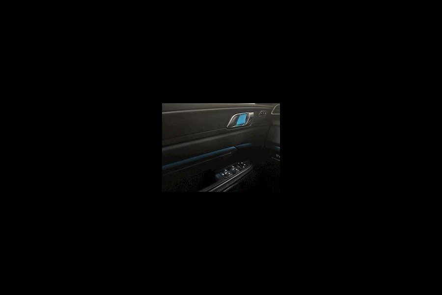 Lynk & Co RS Shadow Edition 01 Trekhaak Pano 360° Navi Adapt cruise 262PK Elekr. Achterklep