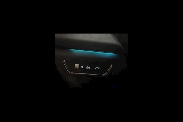 Lynk & Co RS Shadow Edition 01 Trekhaak Pano 360° Navi Adapt cruise 262PK Elekr. Achterklep