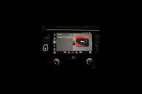 Lynk & Co RS Shadow Edition 01 Trekhaak Pano 360° Navi Adapt cruise 262PK Elekr. Achterklep