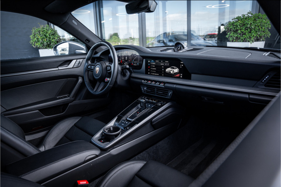 Porsche 911 992.2 3.0 Carrera - MY2025 | Sport Chrono + | Lift | Panorama | Bose