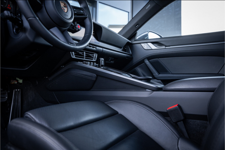 Porsche 911 992.2 3.0 Carrera - MY2025 | Sport Chrono + | Lift | Panorama | Bose