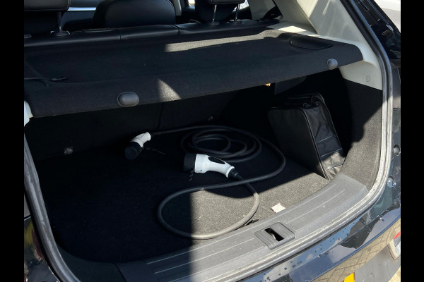 MG ZS EV Luxury 45 kWh NL AUTO | PANO | LEDER |