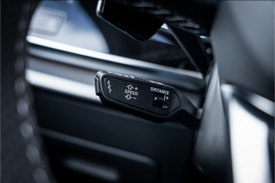 Audi RSQ8 4.0 TFSI quattro - Panorama | B&O | Massage | 360 Camera | ACC