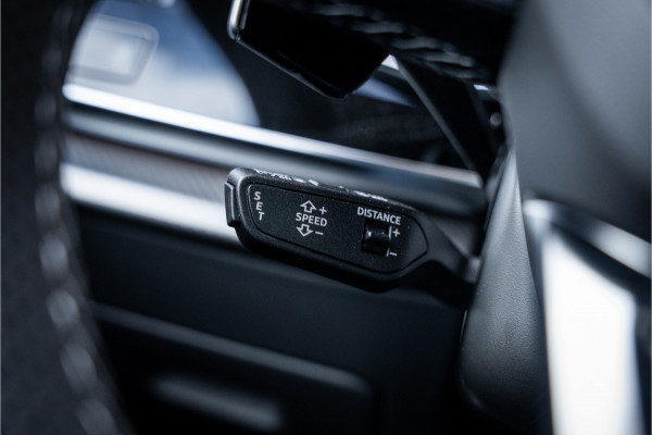 Audi RSQ8 4.0 TFSI quattro - Panorama | B&O | Massage | 360 Camera | ACC