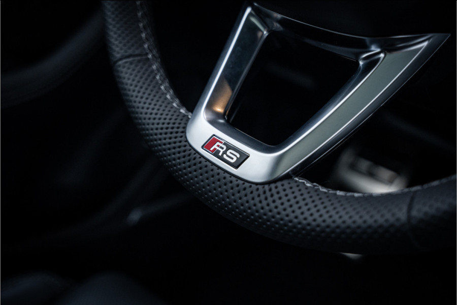 Audi RSQ8 4.0 TFSI quattro - Panorama | B&O | Massage | 360 Camera | ACC