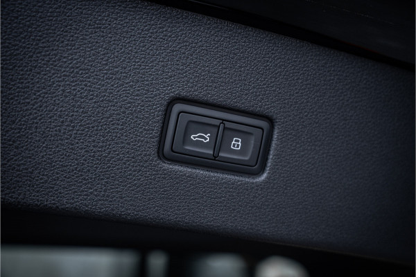 Audi RSQ8 4.0 TFSI quattro - Panorama | B&O | Massage | 360 Camera | ACC
