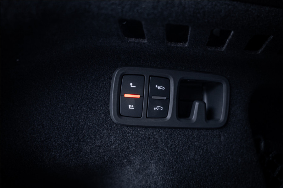 Audi RSQ8 4.0 TFSI quattro - Panorama | B&O | Massage | 360 Camera | ACC