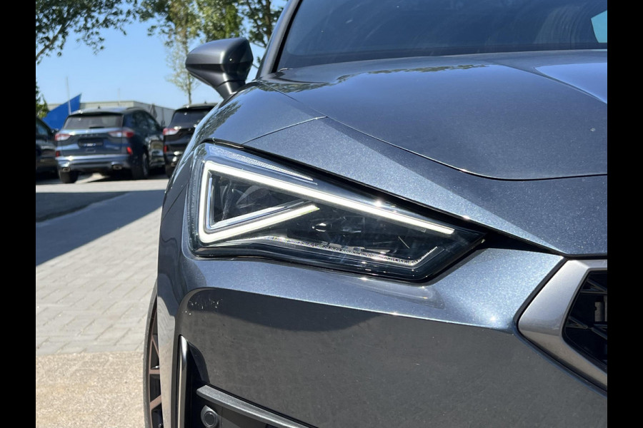 CUPRA Leon Sportstourer 1.4 e-Hybrid VZ Copper Edition PHEV | 244pk | Panoramadak | Adaptieve Cruise | Matrix Led | Stoelverwarming