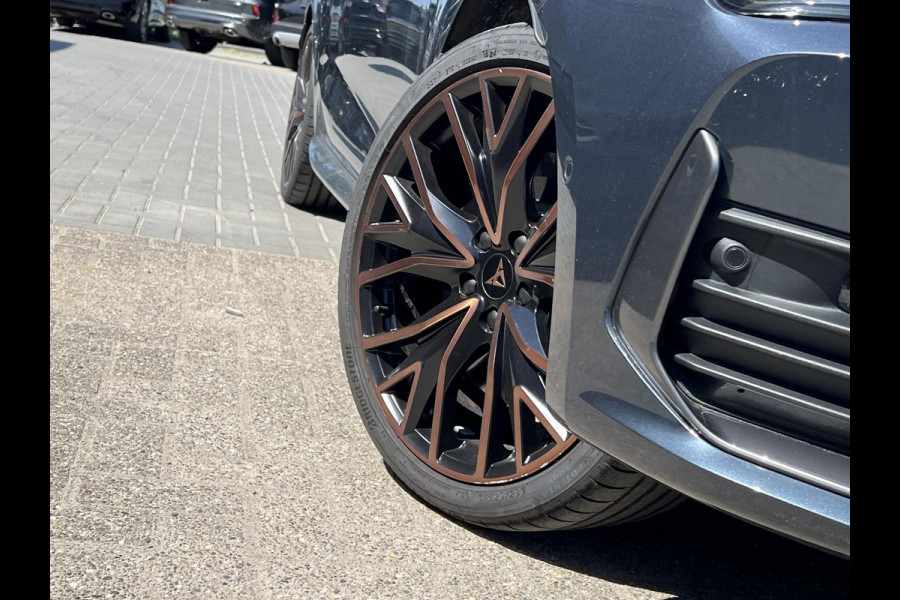 CUPRA Leon Sportstourer 1.4 e-Hybrid VZ Copper Edition PHEV | 244pk | Panoramadak | Adaptieve Cruise | Matrix Led | Stoelverwarming