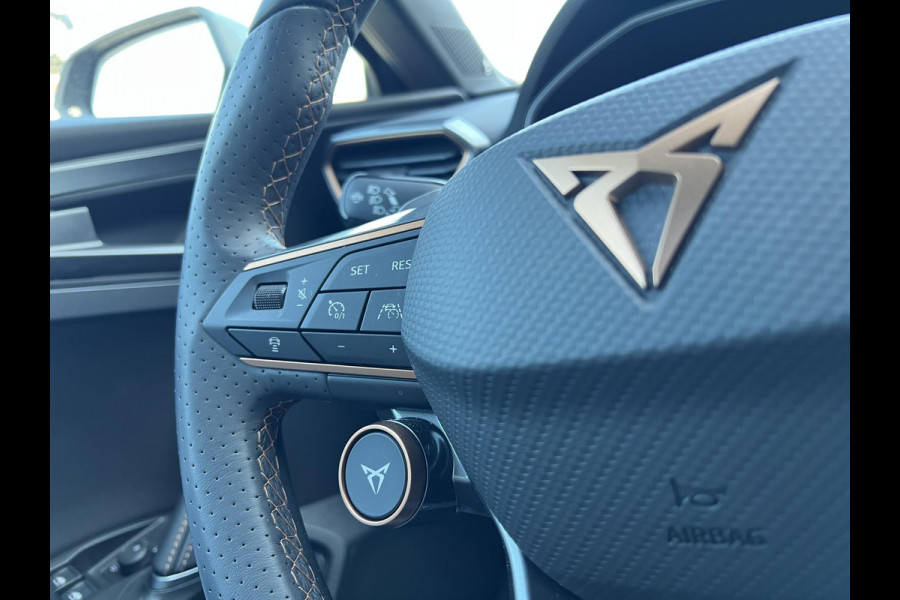CUPRA Leon Sportstourer 1.4 e-Hybrid VZ Copper Edition PHEV | 244pk | Panoramadak | Adaptieve Cruise | Matrix Led | Stoelverwarming