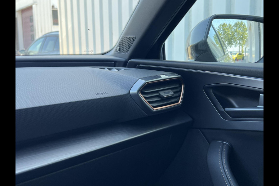 CUPRA Leon Sportstourer 1.4 e-Hybrid VZ Copper Edition PHEV | 244pk | Panoramadak | Adaptieve Cruise | Matrix Led | Stoelverwarming