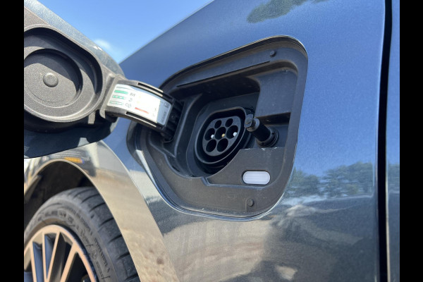 CUPRA Leon Sportstourer 1.4 e-Hybrid VZ Copper Edition PHEV | 244pk | Panoramadak | Adaptieve Cruise | Matrix Led | Stoelverwarming