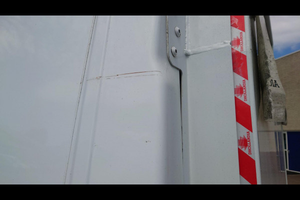 Iveco Daily 35S18HV 3.0 352L H2 LAADKLEP