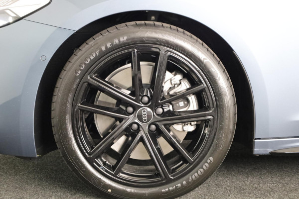 Audi A5 2.0 e-hybrid quattro S edition omgevingscamera's, adaptive cruise control, led achterlichten, privacy glass, optiek pakket zwart plus