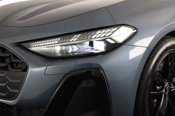 Audi A5 2.0 e-hybrid quattro S edition omgevingscamera's, adaptive cruise control, led achterlichten, privacy glass, optiek pakket zwart plus