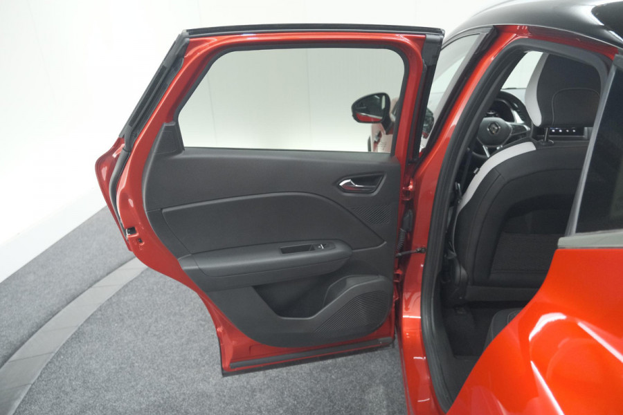 Renault Captur TCe 90 Techno | 360 Camera | 9.3 Inch Grootscherm | Apple Carplay | Navigatie